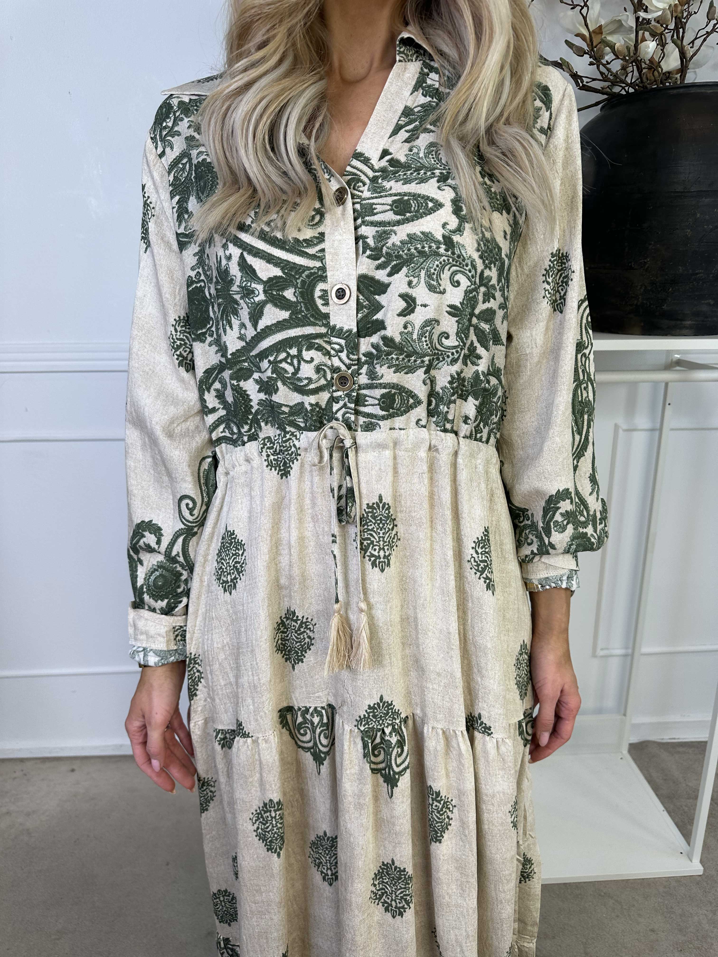 Kira - Lång bohemisk klänning med mönster